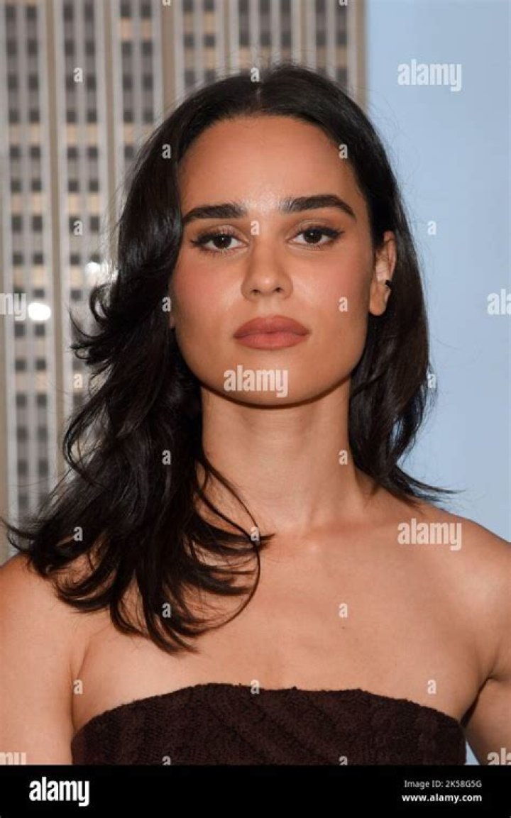 'One of Us Is Lying's Marianly Tejada Was Crowned Miss World Dominicana 2011!