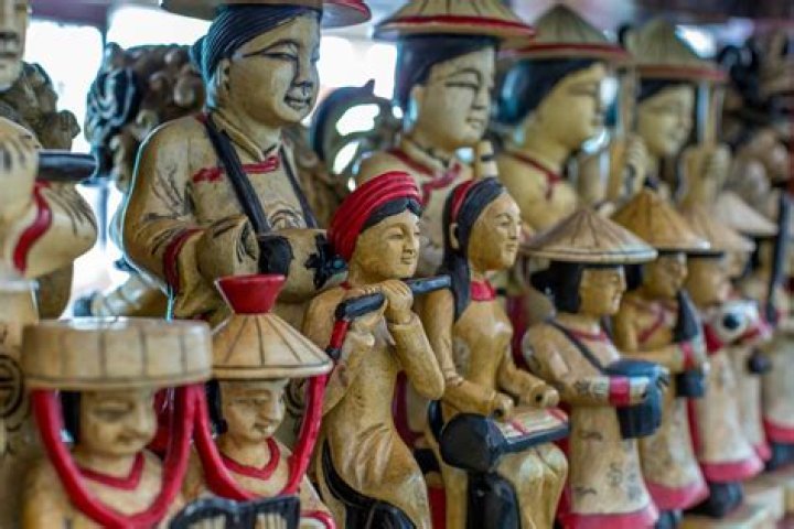 10 Best Vietnamese Souvenirs to Bring Home