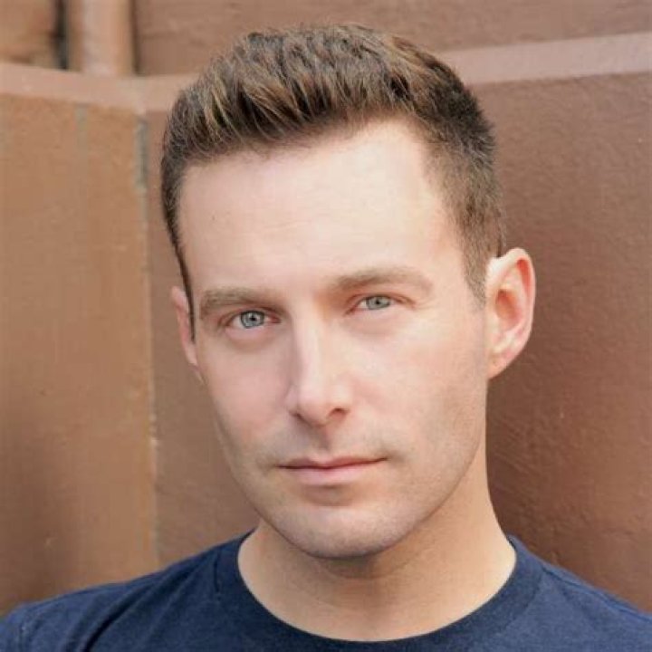 A Glance At Sam Boxleitner