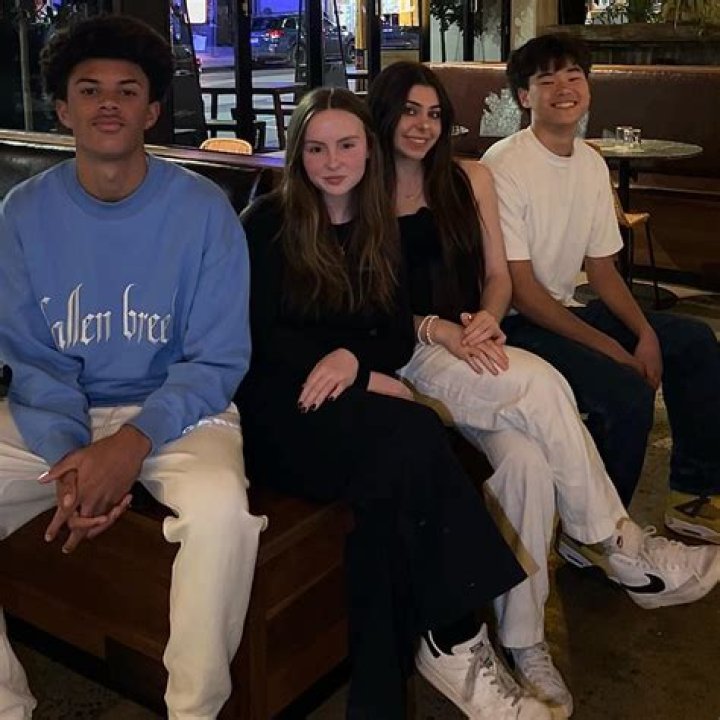 Abby Bergman - Age, Family, Bio