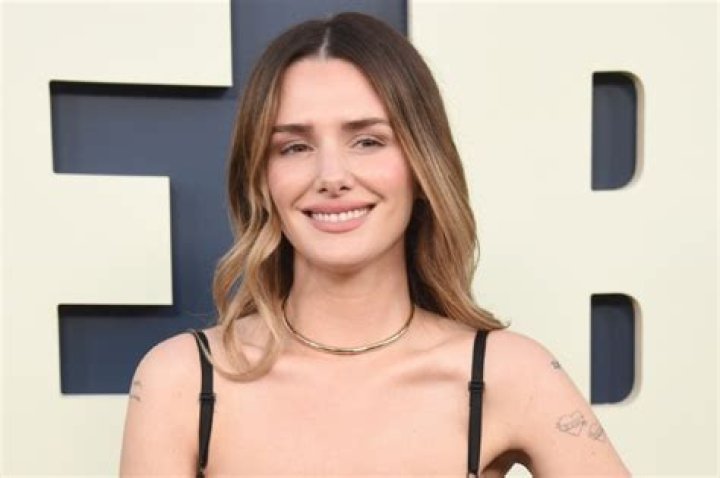 Addison Timlin Bio (Wiki) 