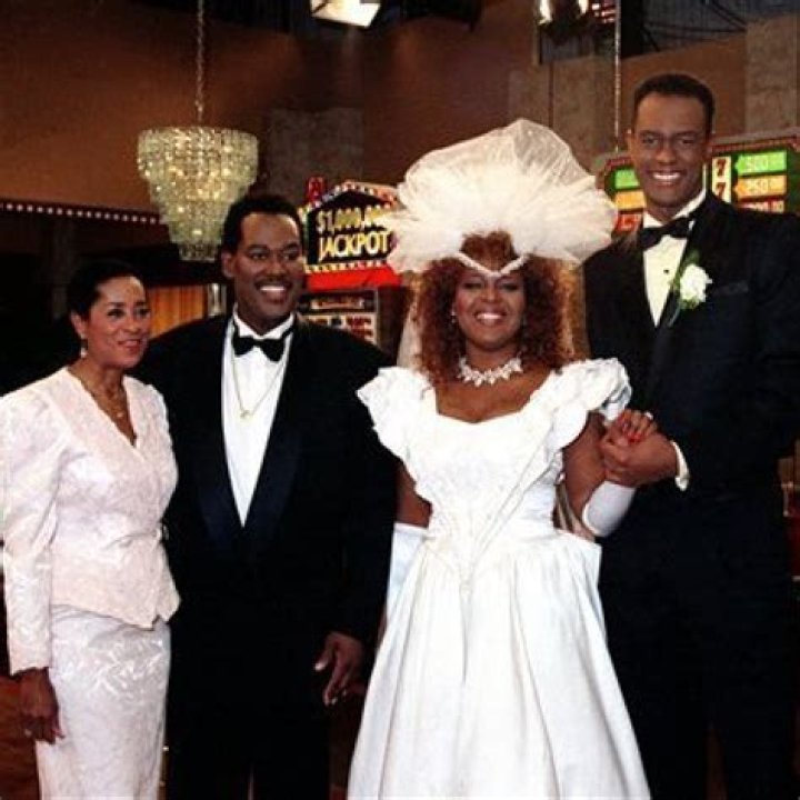 Alaina Reed Hall - Trivia, Family, Bio