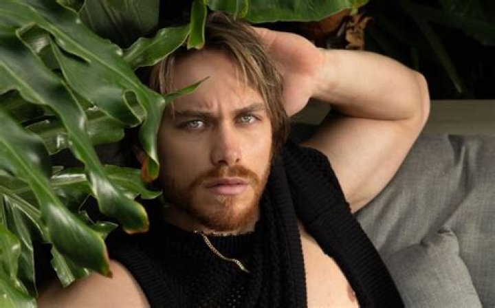 Aldo De Nigris - Age, Family, Bio