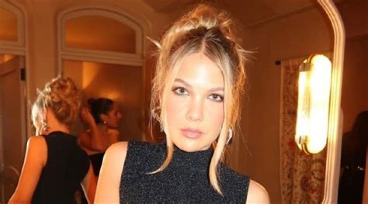 Alexander Hanson Bio (Wiki) 