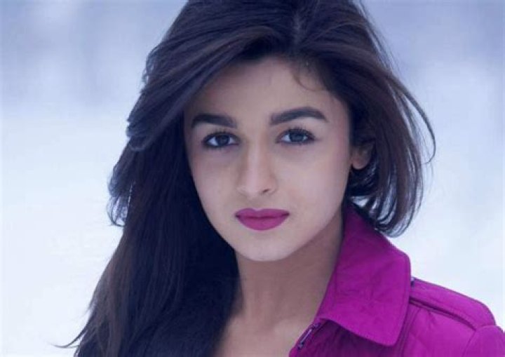 Alia Bhatt Bio (Wiki) 