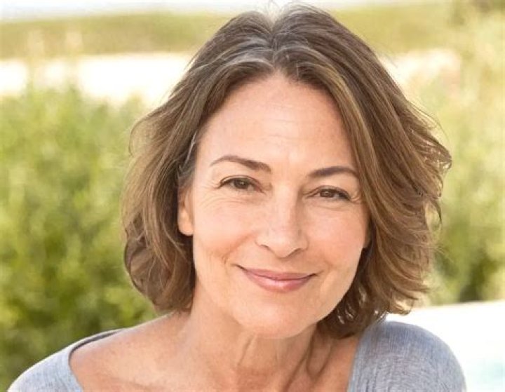 American Former Actress Is A Single Lady Following Her Two Divorce