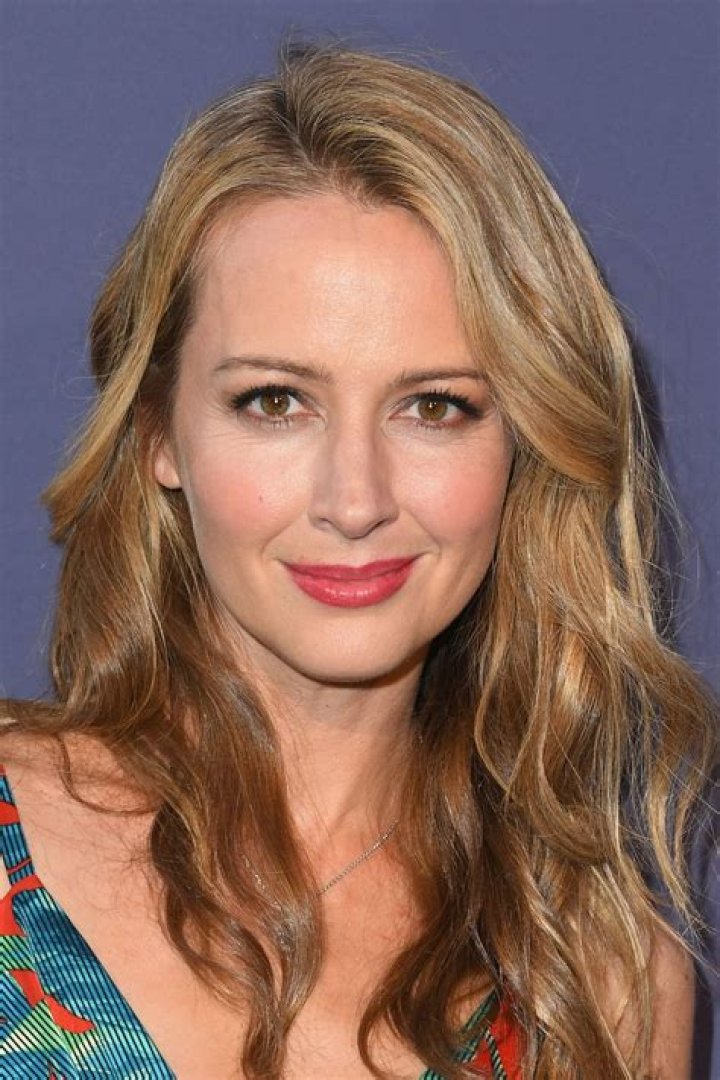 Amy Acker Bio (Wiki) 