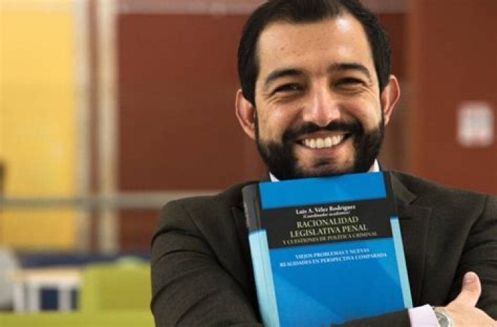 Andres Velez Bio (Wiki) 