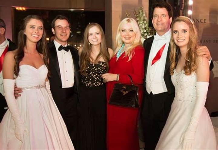 Andrew Beal Net Worth: Charity & Career