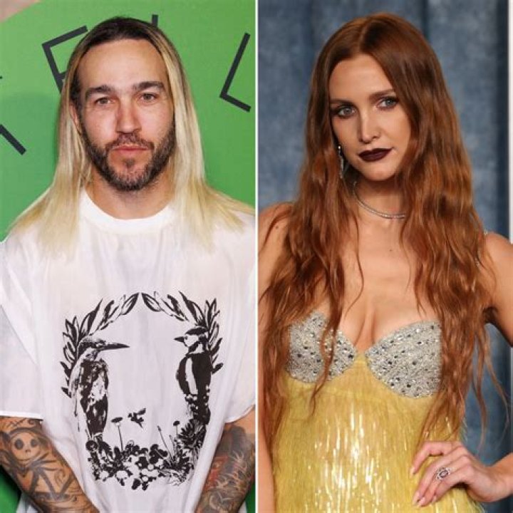 Ashlee Simpson and Pete Wentz have “White Trash” themed party