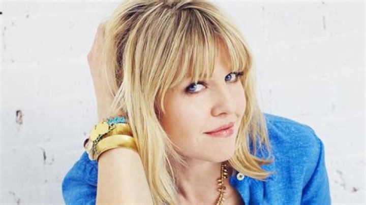 Ashley Jensen - Age, Family, Bio