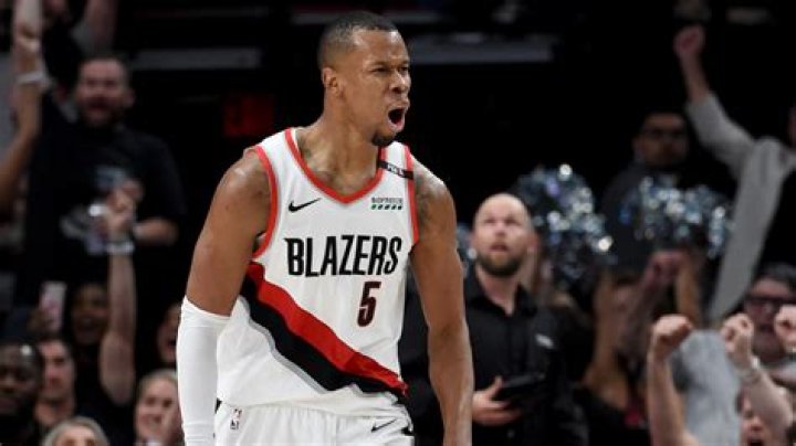 Basketball Players Born January 6