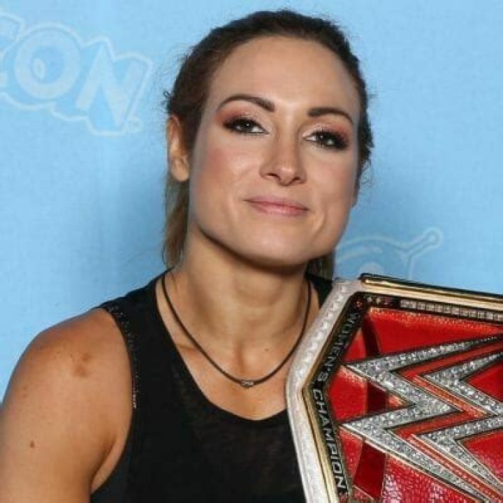 
Becky Lynch Net Worth | How Rich Is She | WWE Star Career And Salary 