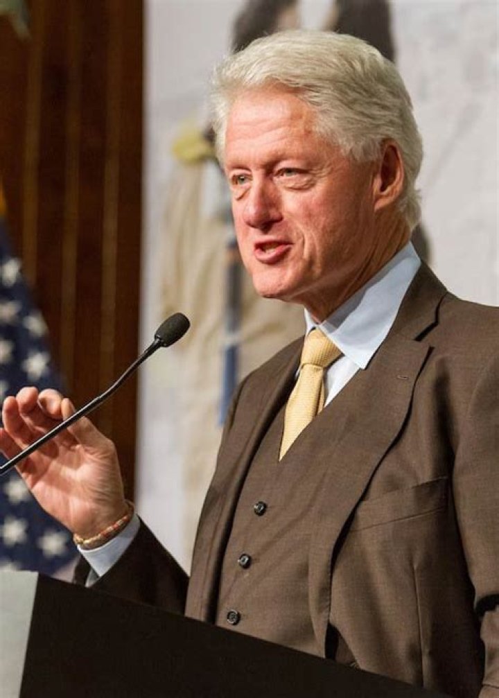Bill Clinton Height, Weight, Net Worth, Age, Birthday, Wikipedia, Who, Nationality, Biography