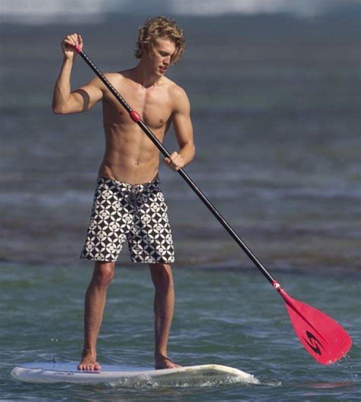 
Brooke Butler Height, Weight, Net Worth, Age, Wiki, Who, Instagram, Biography 