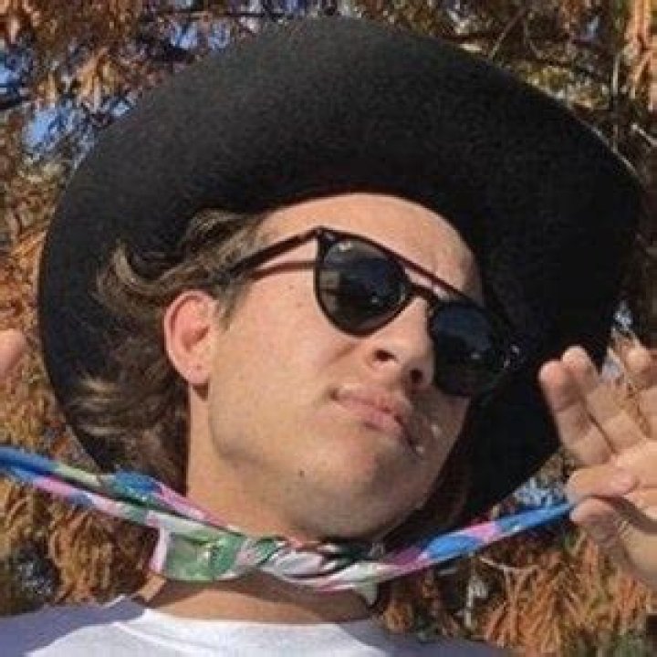 Cale Saurage - Age, Family, Bio