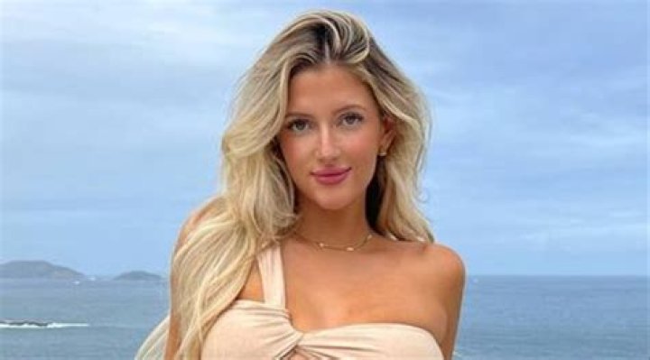 Carly Rees Bio (Wiki) 