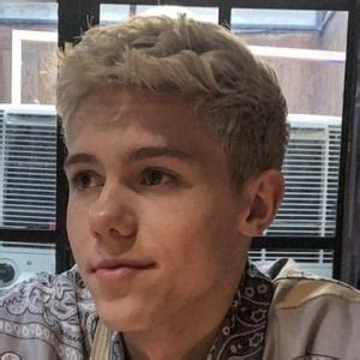 Case Walker - Age, Family, Bio