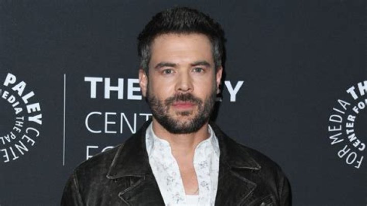 Charlie Weber - Age, Family, Bio