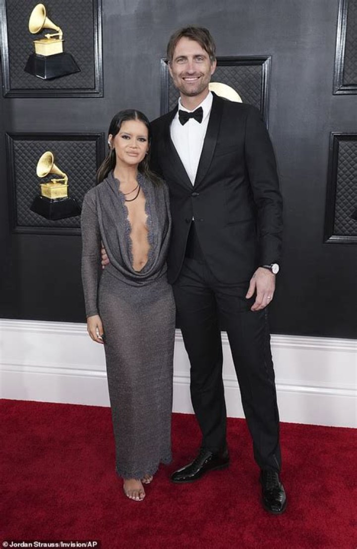 Chelsea Handler goes public with her new, younger boyfriend