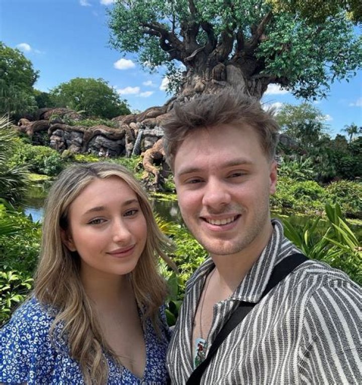 Chloe May - Age, Family, Bio