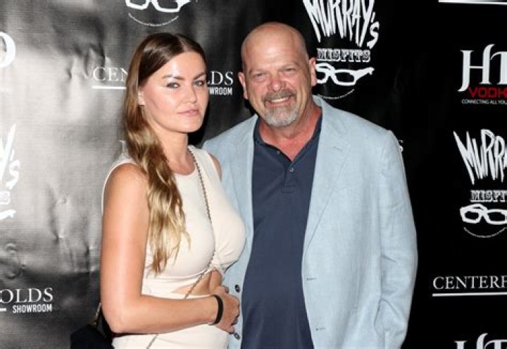 Chris Harrison - Age, Family, Bio