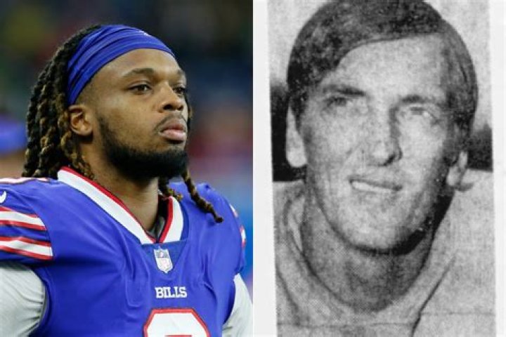 Chuck Hughes (Football Player) - Trivia, Family, Bio