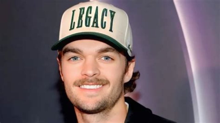 Conner Smith Height, Weight, Net Worth, Age, Birthday, Wikipedia, Who, Nationality, Biography