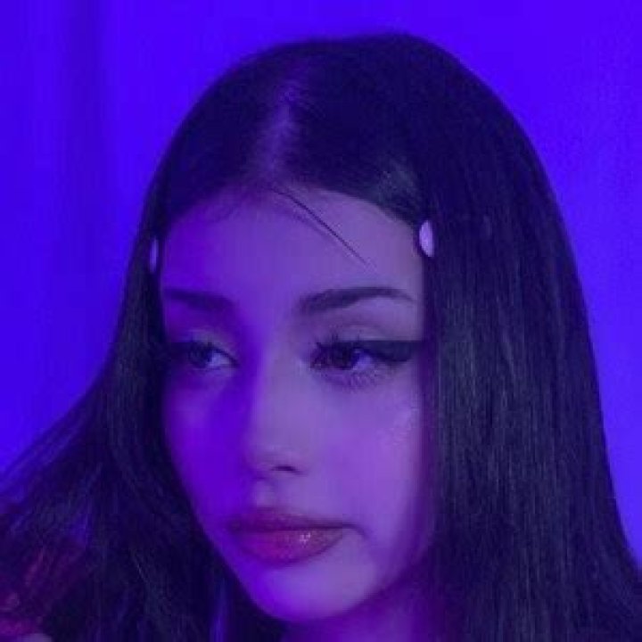 daisyrot - Age, Family, Bio