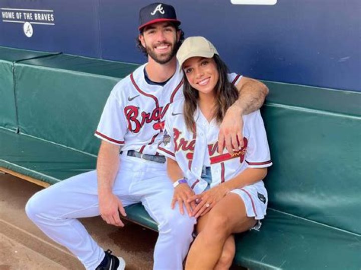 Dansby Swanson Siblings: Chase Swanson, Lindsey Swanson