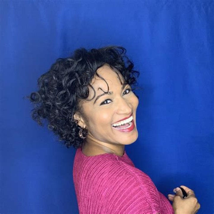 Diana Coates Bio (Wiki) 