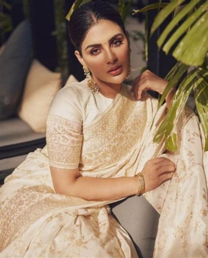 Divya Menon Height, Weight, Net Worth, Age, Birthday, Wikipedia, Who, Instagram, Biography