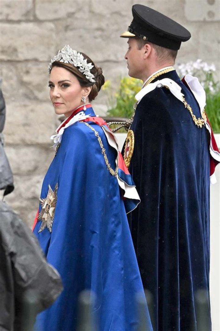 Duchess Kate wore Tory Burch for an outing to a youth center with William