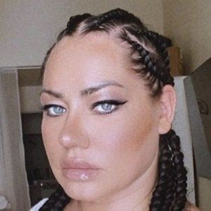 Elke Madler - Age, Family, Bio