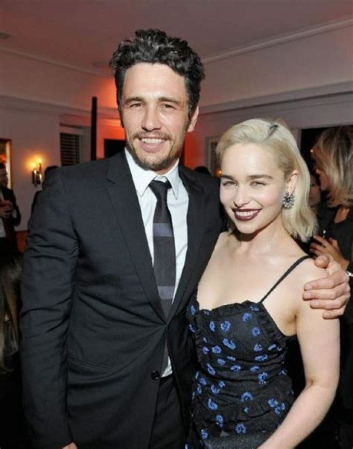 Emilia Vizcarra - Age, Family, Bio