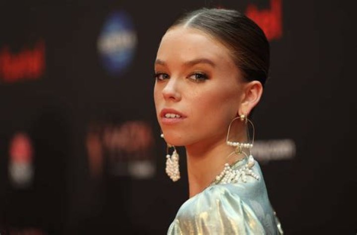 Famous Hayleys | Famous Birthdays