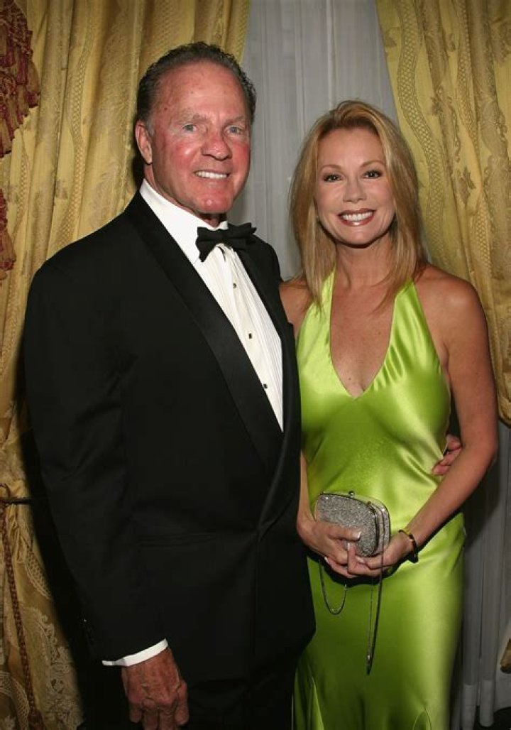Frank Gifford Net Worth - Wiki, Age, Weight and Height, Relationships, Family, and More