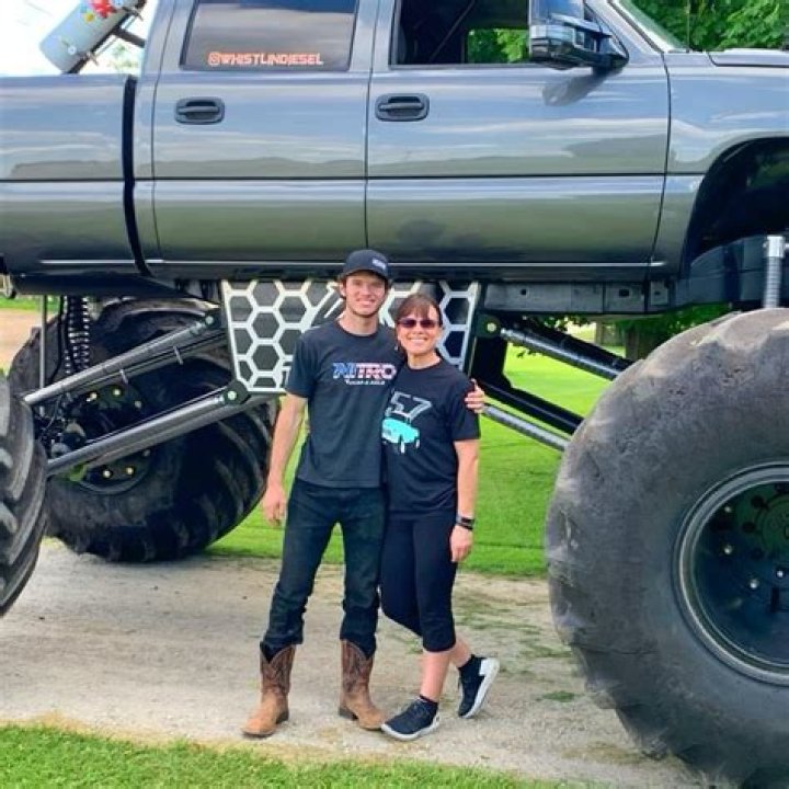 Gary Sánchez Wiki, Age, Wife, Net Worth, Contract, Draft, Trade, Injury, Height, Weight, Nationality, Children, Parents, Education, Current Team, Instagram