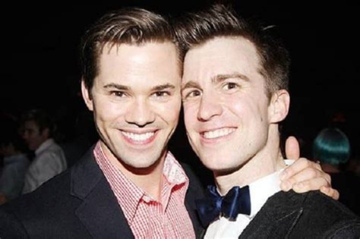 Gavin Creel Height, Weight, Net Worth, Age, Birthday, Wikipedia, Who, Nationality, Biography