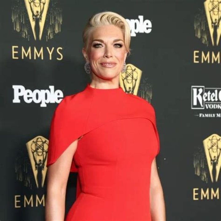 Hannah Waddingham’s Biography: Husband, Net Worth, Height