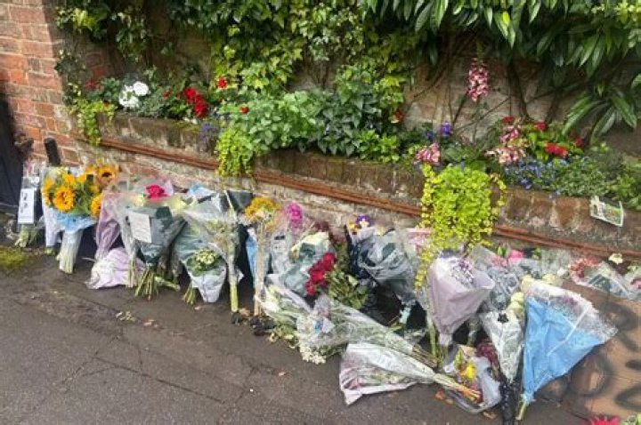 Heath Ledger’s private funeral to be held today