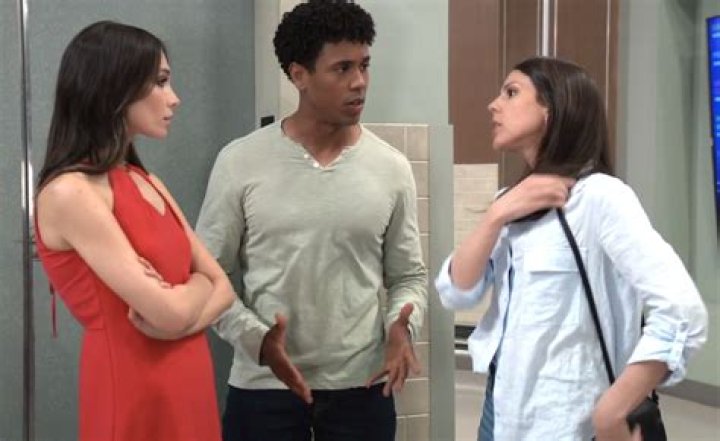 Holiday Mia Kriegel - Age, Family, Bio