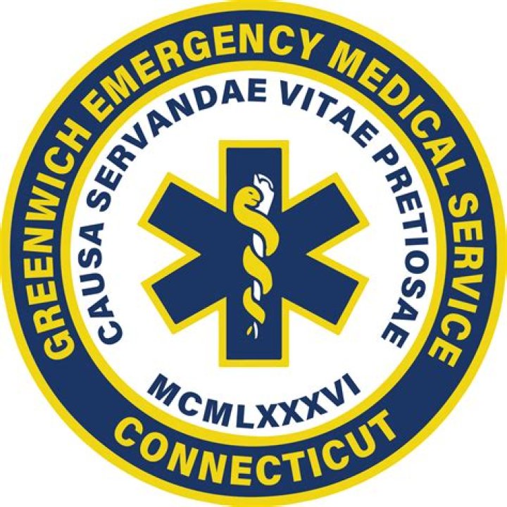 
Hope Hicks Sister Mary Grace Hicks Works As An EMT For Greenwich Emergency Medical Services 