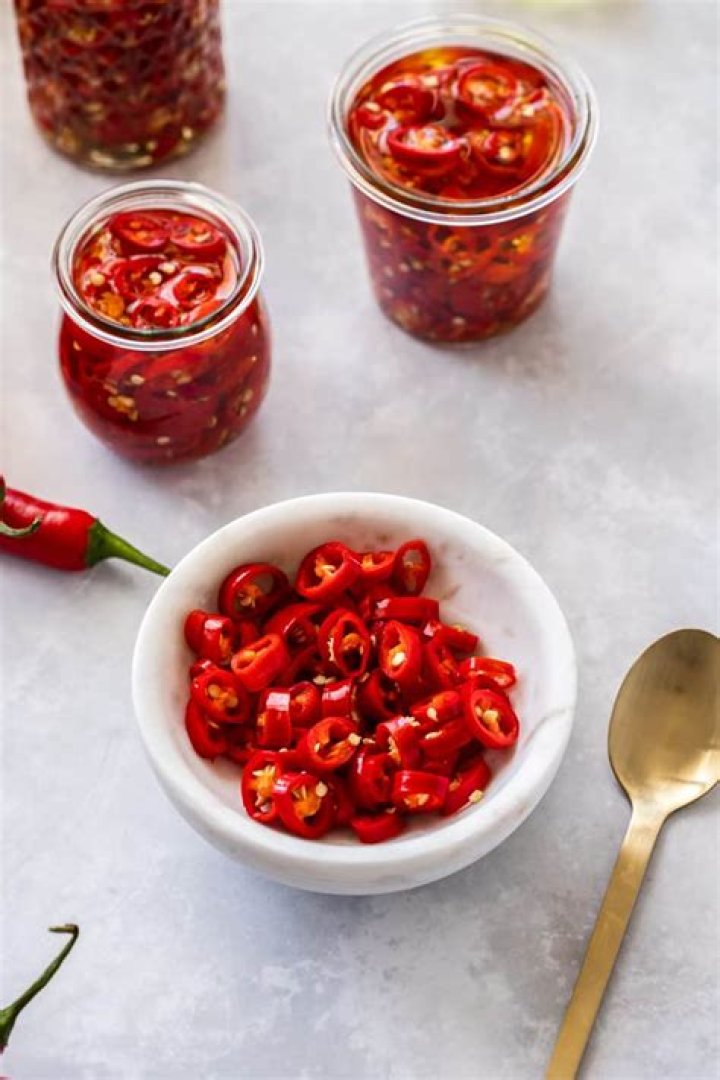 How do you preserve ghost peppers?