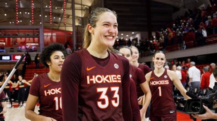 Inside Elizabeth Kitley Parents and Childhood Story