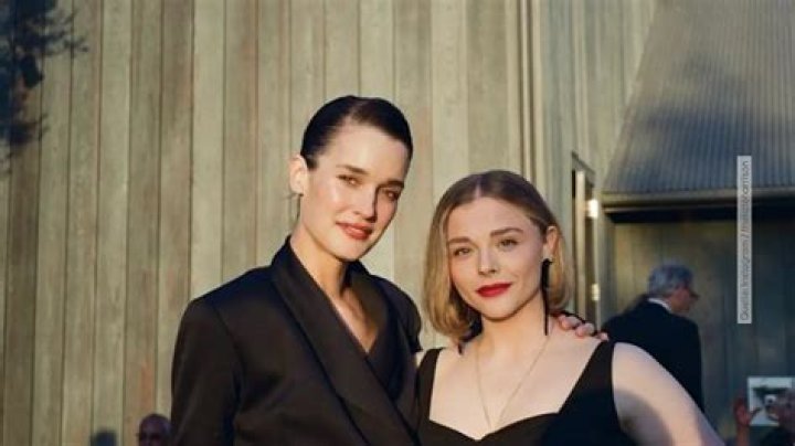 Is Chloe Grace Moretz a lesbian?