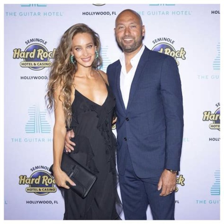 
Is Hannah Jeter Married? Hannah Jeter (Model) Husband, Height, Weight, Age, Real Name, Instagram 