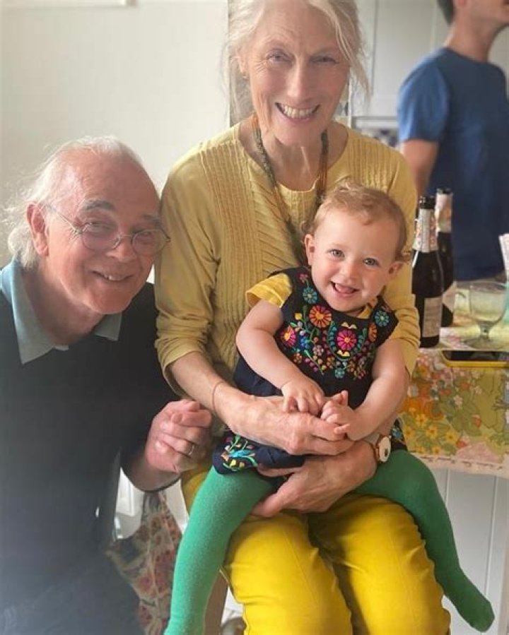 Is Jackie Chan Daughter Lesbian? Sexuality And Dating History