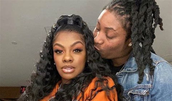 Is Jess Hilarious Gay? Sexuality And Gender