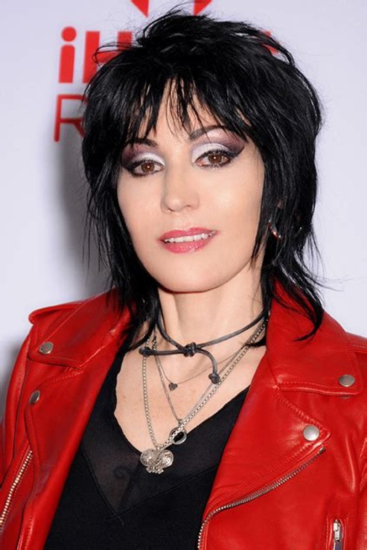 Is Joan Jett a lesbian?